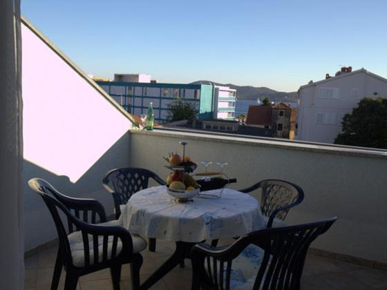 Studio Apartmani Bijeli Delfin Weißenburg Exterior foto